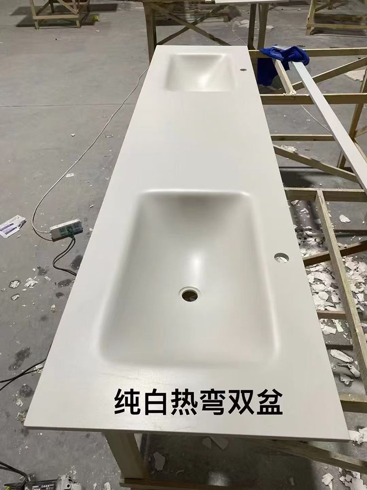 纯白热弯盆